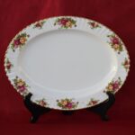 'OLD COUNTRY ROSES' ΟΒΑΛ ΠΙΑΤΕΛΑ ΣΕΡΒΙΡΙΣΜΑΤΟΣ ΠΟΡΣΕΛΑΝΗ ROYAL ALBERT